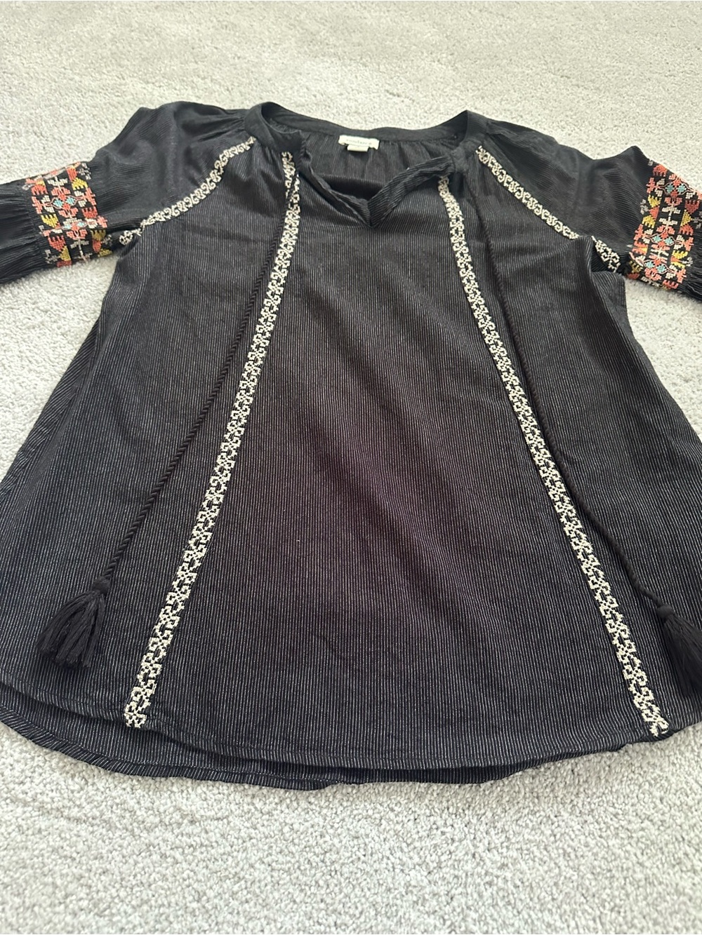 Sundance Black Blouse with Multicolor Embroidered Sleeves Size S - Picture 8 of 13